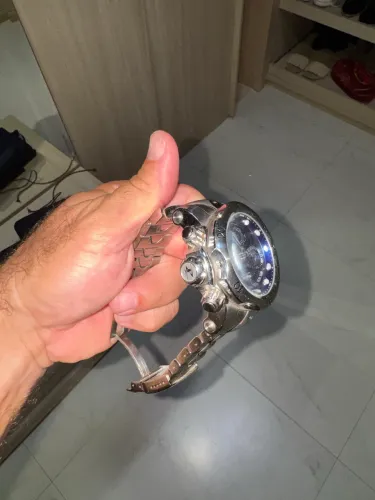 Vendo invicta diferenciado!