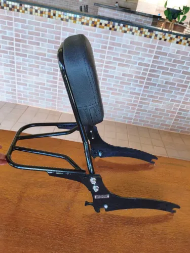 Sissy bar para Super Meteor 650 (Cheio de pulga)