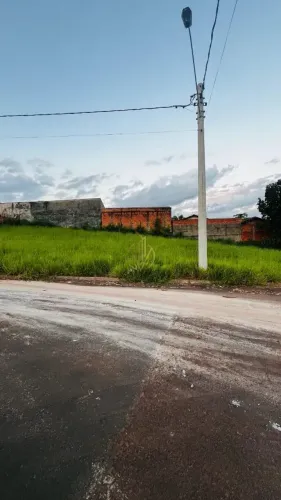 Terreno à venda, 200m² por R$ 72.000,00 - Loteamento Residencial Jardim Uirapuru - Estiva