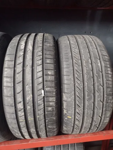 Pneus 235/35/19 um de cada marca