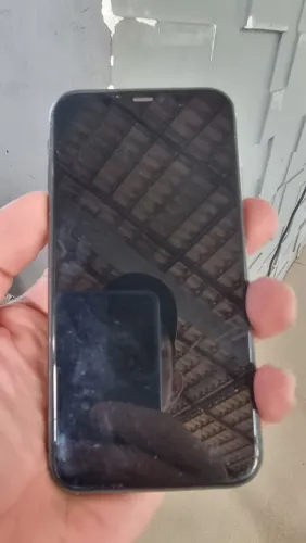 IPhone 128GB preto