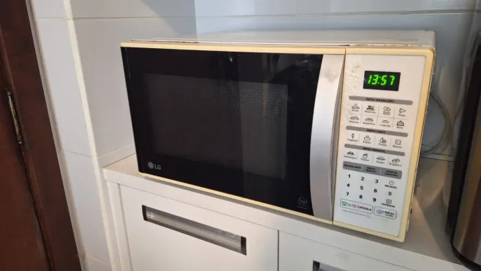 Microondas LG 30 litros