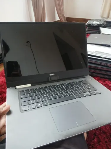 Dell inspiron 7572  -  I7 8550U 8GB de ram