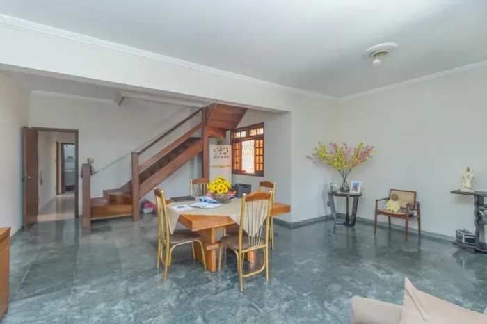 Casa à Venda - Santa Cruz, 5 Quartos, 360 m2