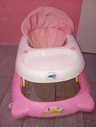 Vendo Andadeira por 50$