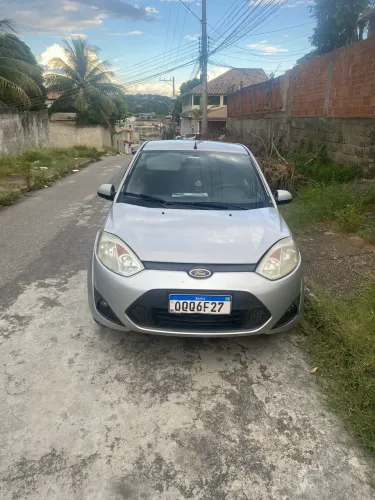 Ford Fiesta Sedan SE 1.6 8V Flex 4P 2014