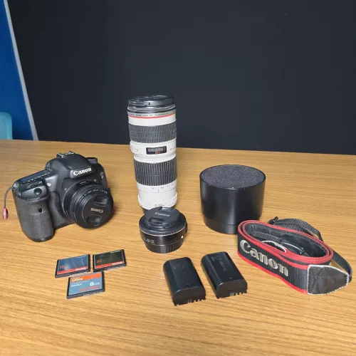Canon 7D + 3 lentes