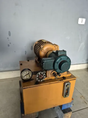 CONJUNTO HIDRÁULICO