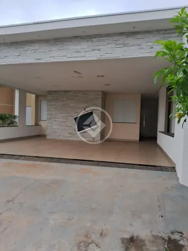 Casa no Condomínio San Marino | 3 Quartos sendo 1 Suíte | Energia Solar | Cuiabá MT codigo