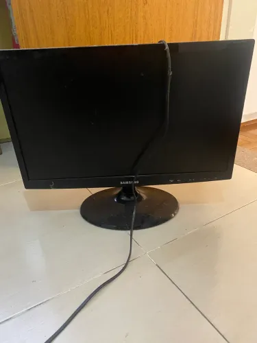 Monitor led para troca de peças