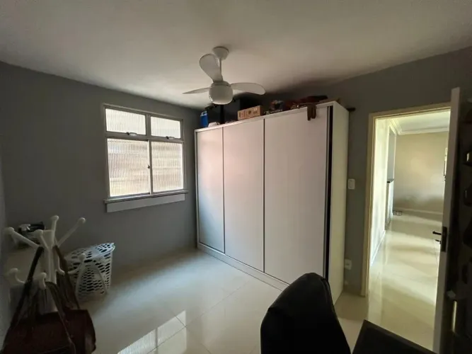 Vendo casa no Condomínio Flamingos Paradise 3#/4 sendo duas suites.