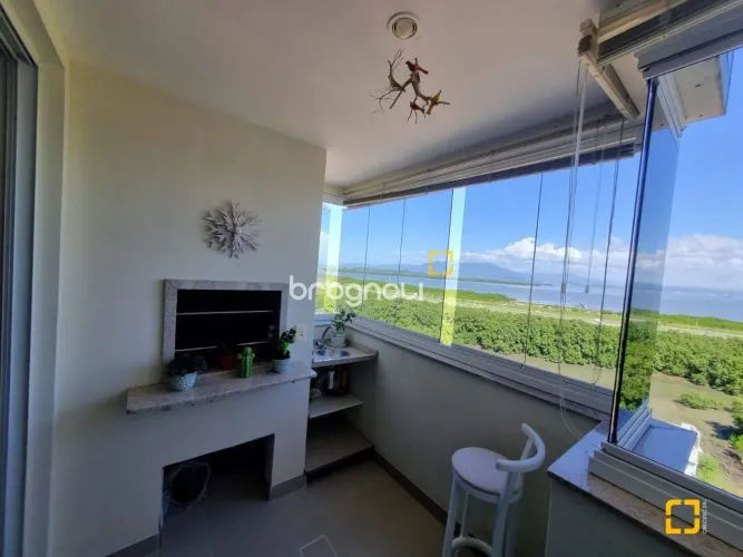 Apartamento com 2 quartos à venda na Costeira do Pirajubé - 77 m²
