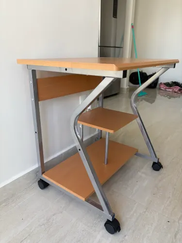 Escrivaninha mesa para computador ou estudos
