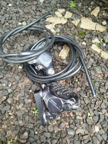Par Pinça freio hidráulico Shimano Ultegra