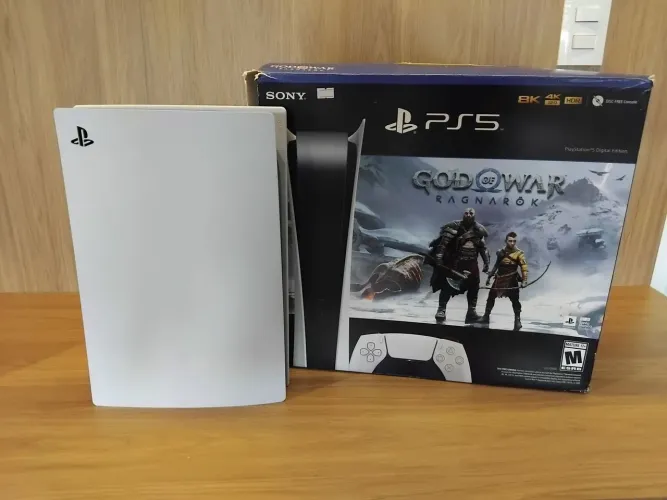 PlayStation 5 (ps5) Midia Digital 1tb c/ 1 Controle + God of War Ragnarok
