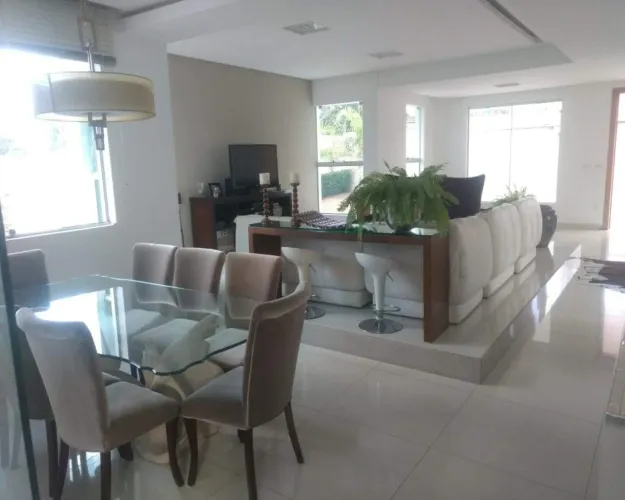 Casa à venda, 4 quartos, 1 suíte, 3 vagas, Belvedere - Divinópolis/MG