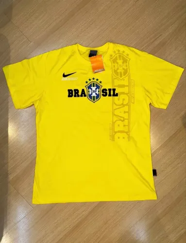 Camiseta Nike x Brasil - GG