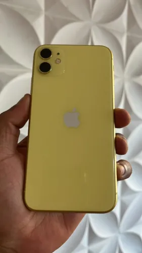 iPhone 11 64gb seminovo