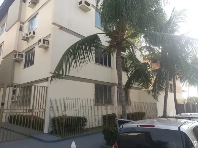 Alugo no Edifico Atlântico Norte - Salinópolis - PA - 2/4 sendo uma suite - Garagem