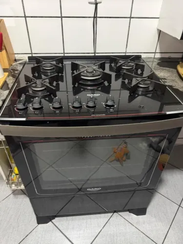 Fogão de embutir com forno