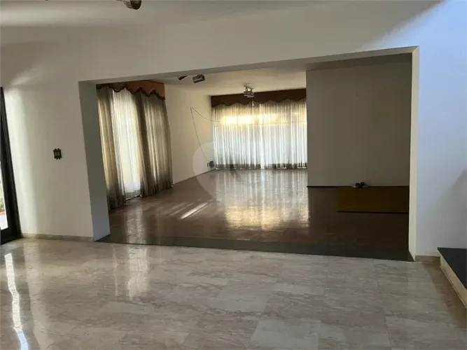 Sobrado com 4 quartos à venda ou para locação em Vila nova conceição - SP