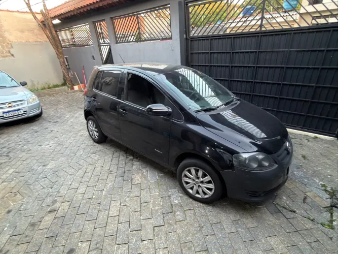 Volkswagen Fox Plus 1.0mi/ 1.0mi Total Flex 8V 4P 2009