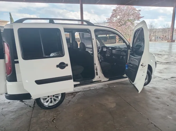 Fiat Doblo Essence 1.8 Flex 16V 5P 2020