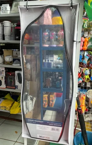 Espelho emoldurado orgânico 1 metro de altura