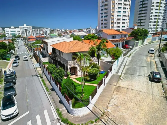 Casa 6 Quartos - Barreiros