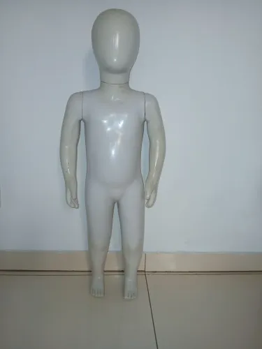 Manequim infantil (bebê até 1 ano)
