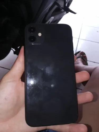 iPhone 11, 64 gigas sem nenhum defeito 