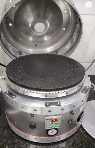 Vendo forno para pizzas.para quem quer empreender no ramo de pizza. Delivery excelente