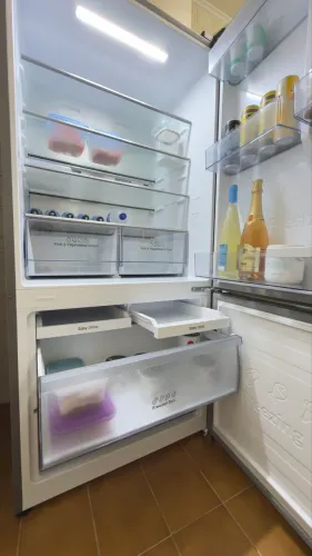 Geladeira Hisense Inverter 499 litros - 4 meses de uso