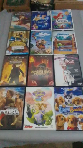Dvds Disney 10 reais cada 