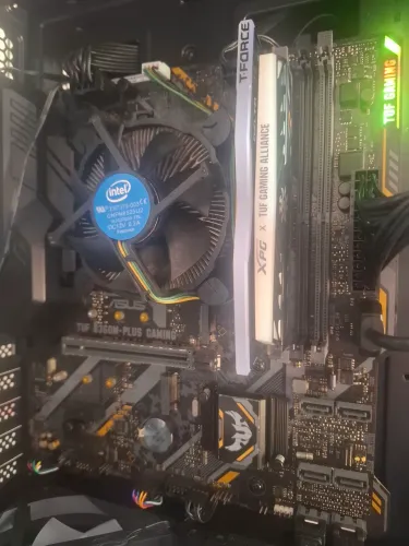 Kit completo ou troco por ryzen placa mae tuf gaming, i3 de oitava, ram ddr4 4gb,HD 500gb