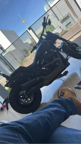 Harley Davidson Fat Bob 114 Preta