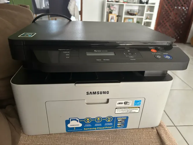 Impressora Samsung Xpress multifuncional laser monocromática M2070W. Bivolt automático