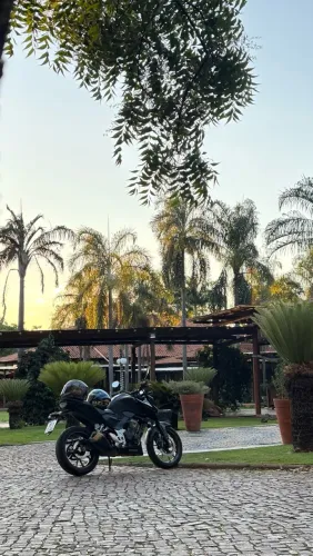 Cb300f impecável
