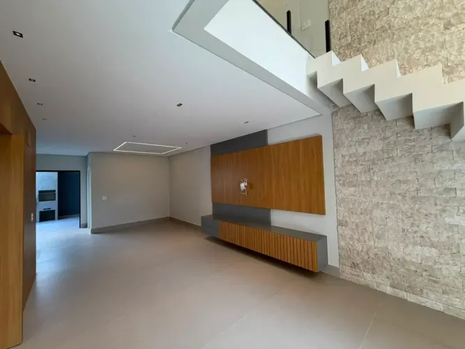 ^ Casa no Guará com Espaço Gourmet e Jacuzzi | Aceita Financiamento \