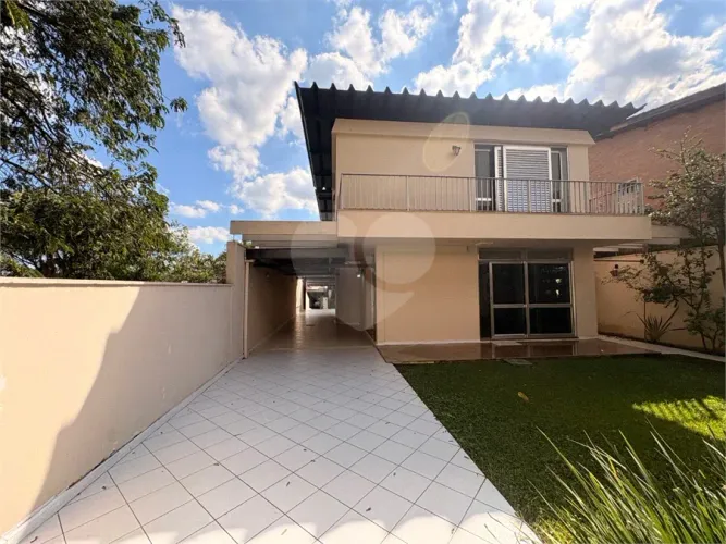 Sobrado com 4 quartos à venda em Jardim são bento - SP