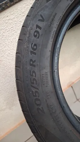 2 Pneus Continental Usado - 205/55 R16