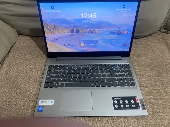 Vendo um notebook