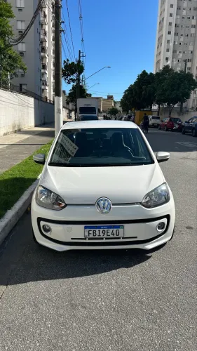 Volkswagen Up! Black/white/red 1.0 T. Flex 12V 5P 2015