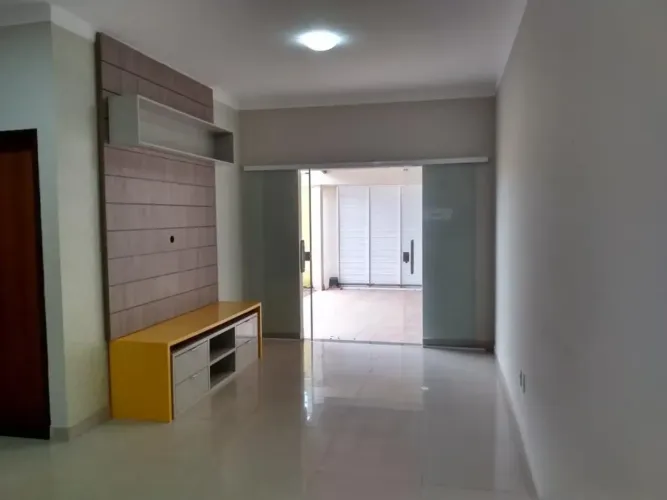 Passo casa no La Belle Park, Rua Principal, 02 qts.