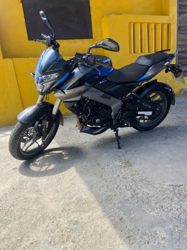 VENDO BAJAJ DOMINAR 200 - MUITO NOVA E CONSERVADA