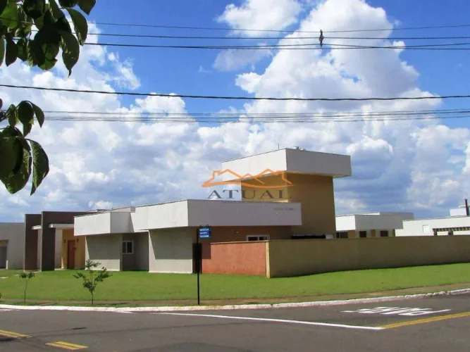 Casa com 4 dormitórios à venda, 667 m² por R$ 2.500.000,00 - Campestre - Piracicaba/SP