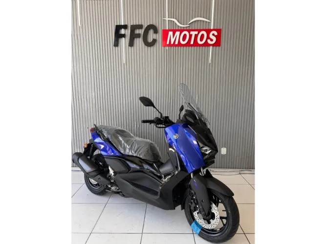 Yamaha Xmax 300 connected abs 2027