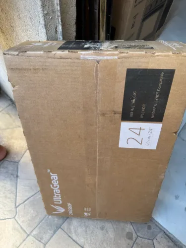 Monitor ultragear 24 polegadas