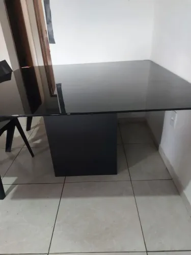 Mesa preta 4 cadeiras 