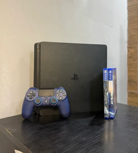 PS4 Slim - 1TB + 2 Jogos 